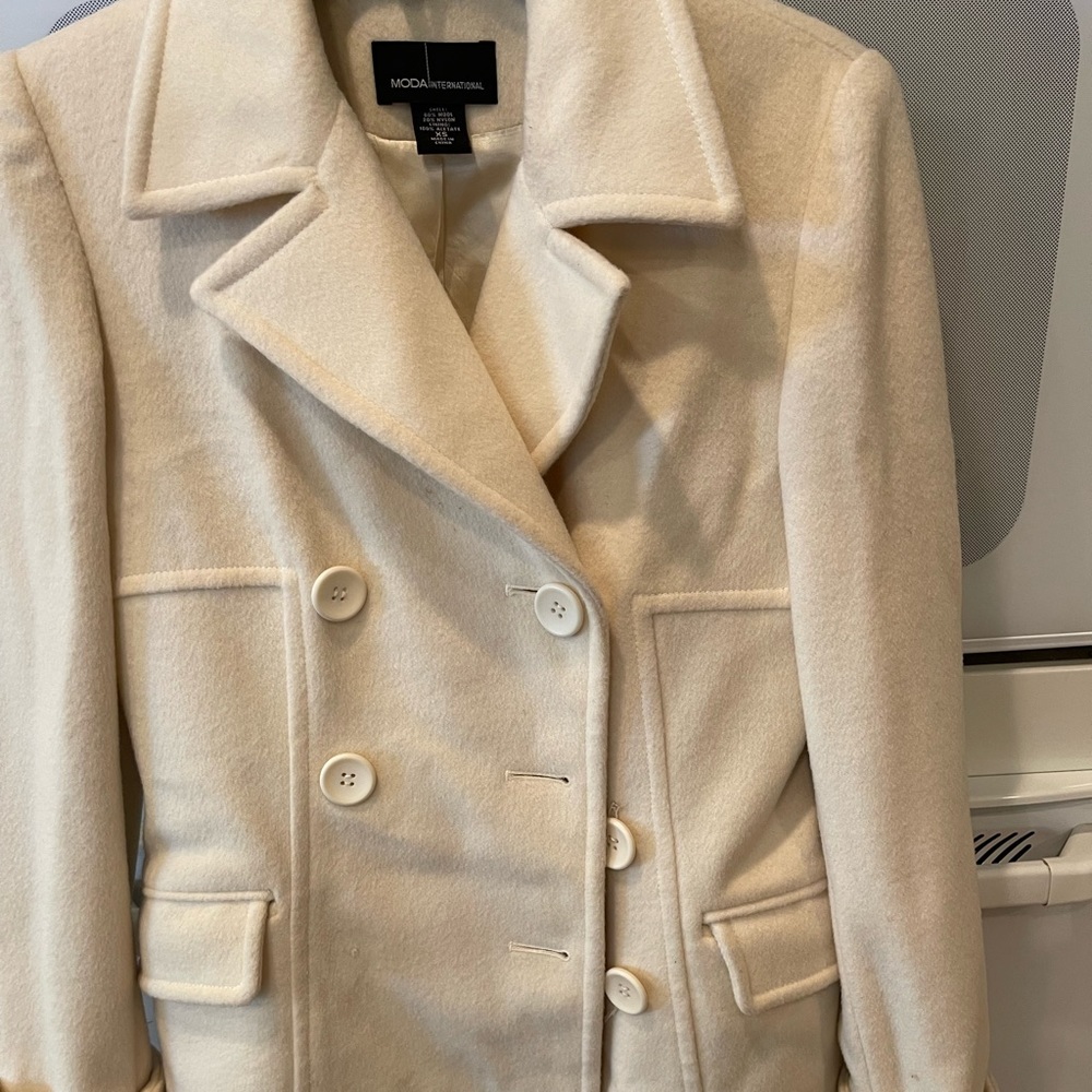 Moda International Cream Peacoat - Picture 2 of 9